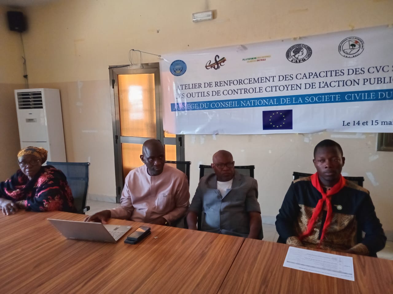 Renforcement des capacités des membres des CVC : Techniques spécifiques en contrôle citoyen